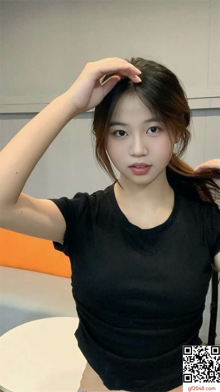 同事妹子喜欢上我[19P]