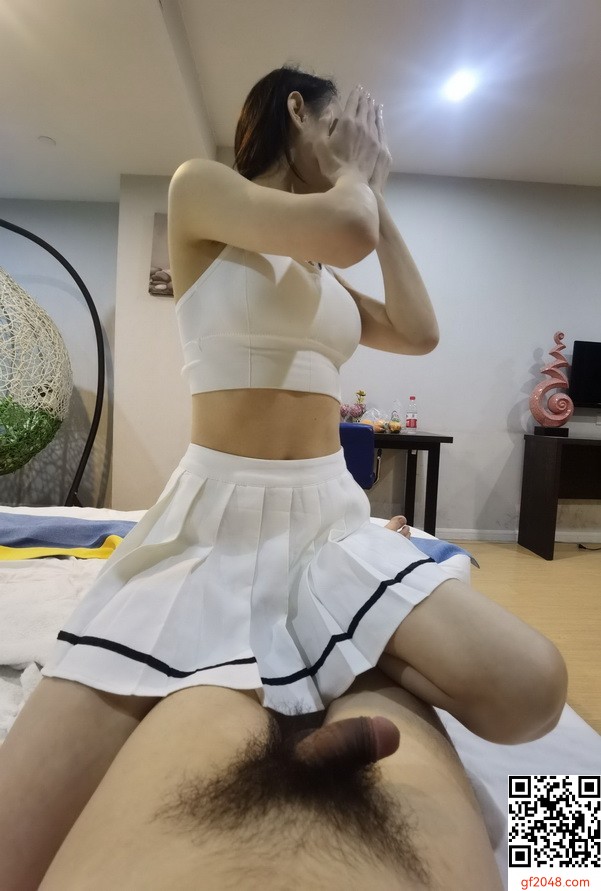 一只骚鸡[10P]