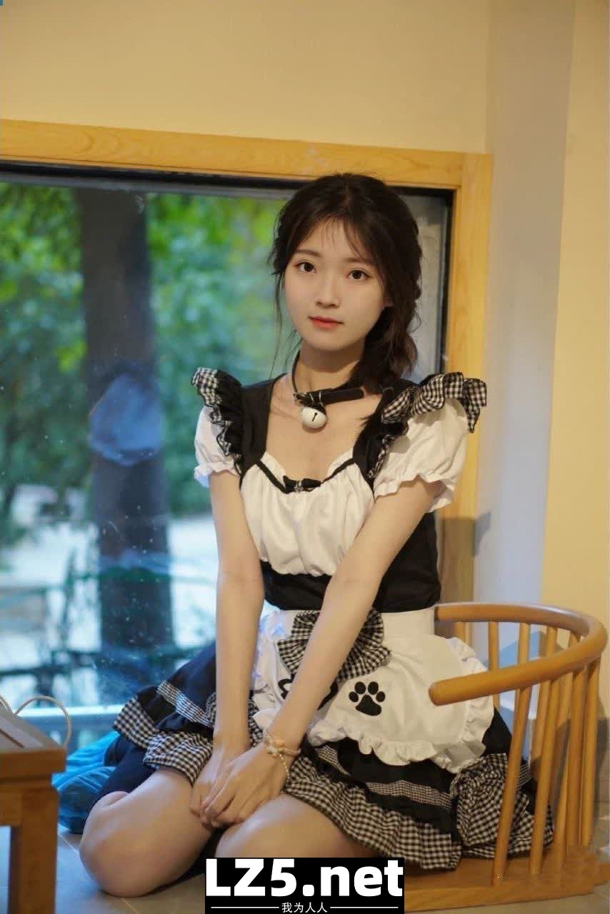 女友棚拍完直接來一發  (10P)