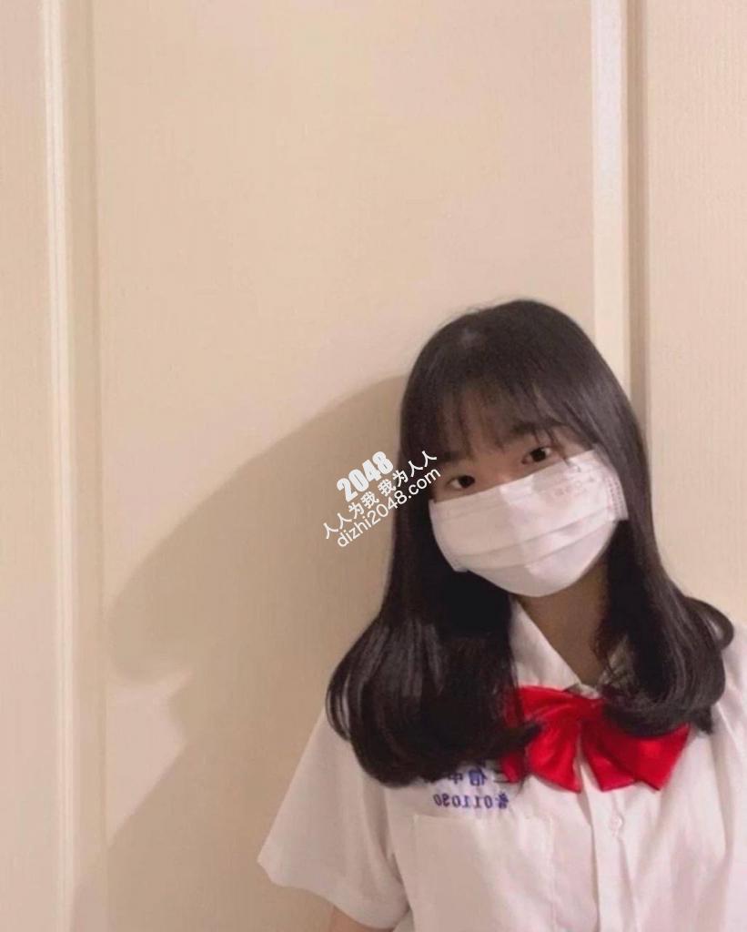 贫乳反差萌妹[21P]
