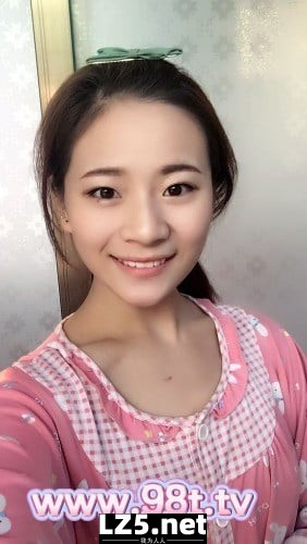 反差  叶佳文