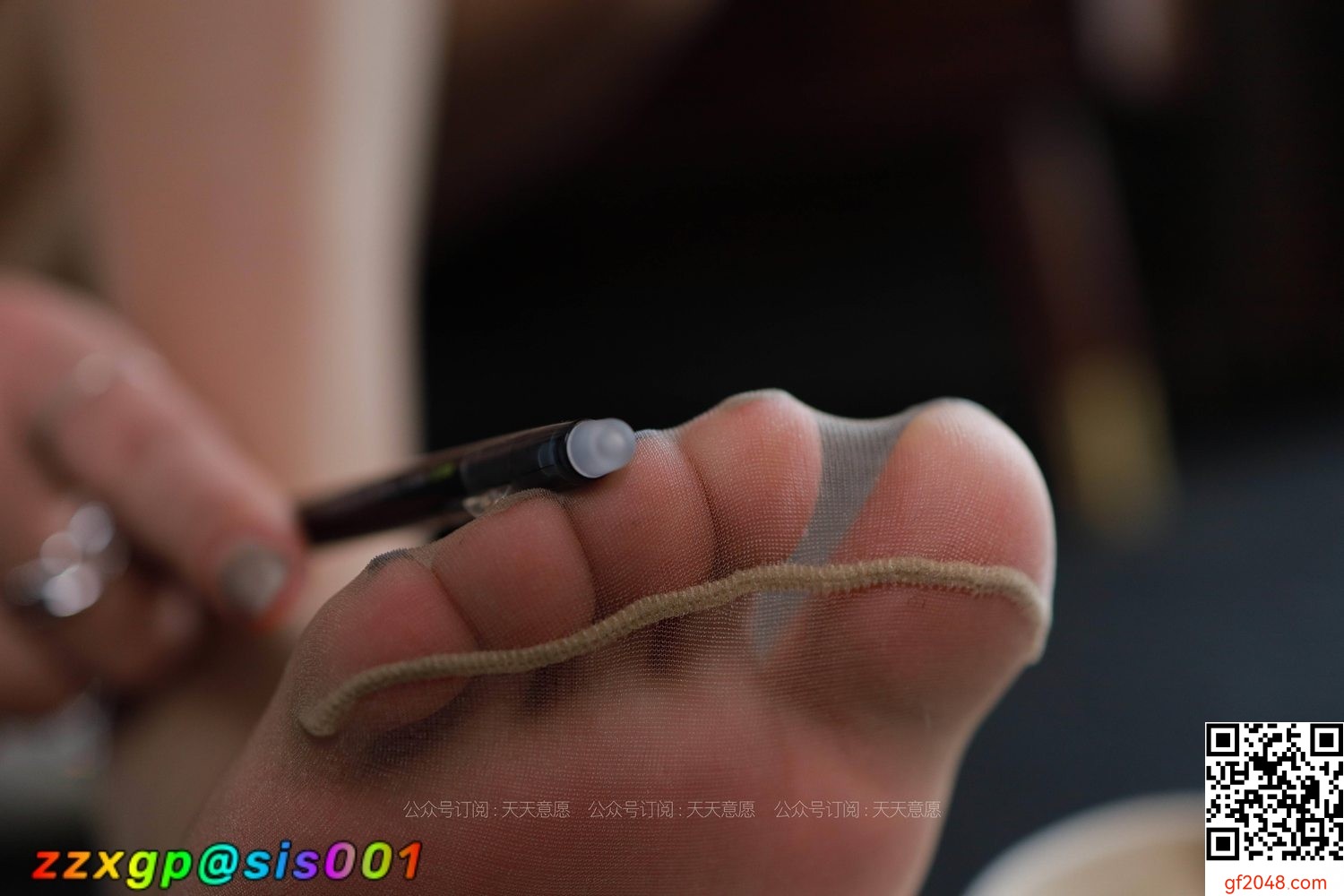 美腿秀12362[丝享家]825：西瓜《能干的长腿秘书》[87P]