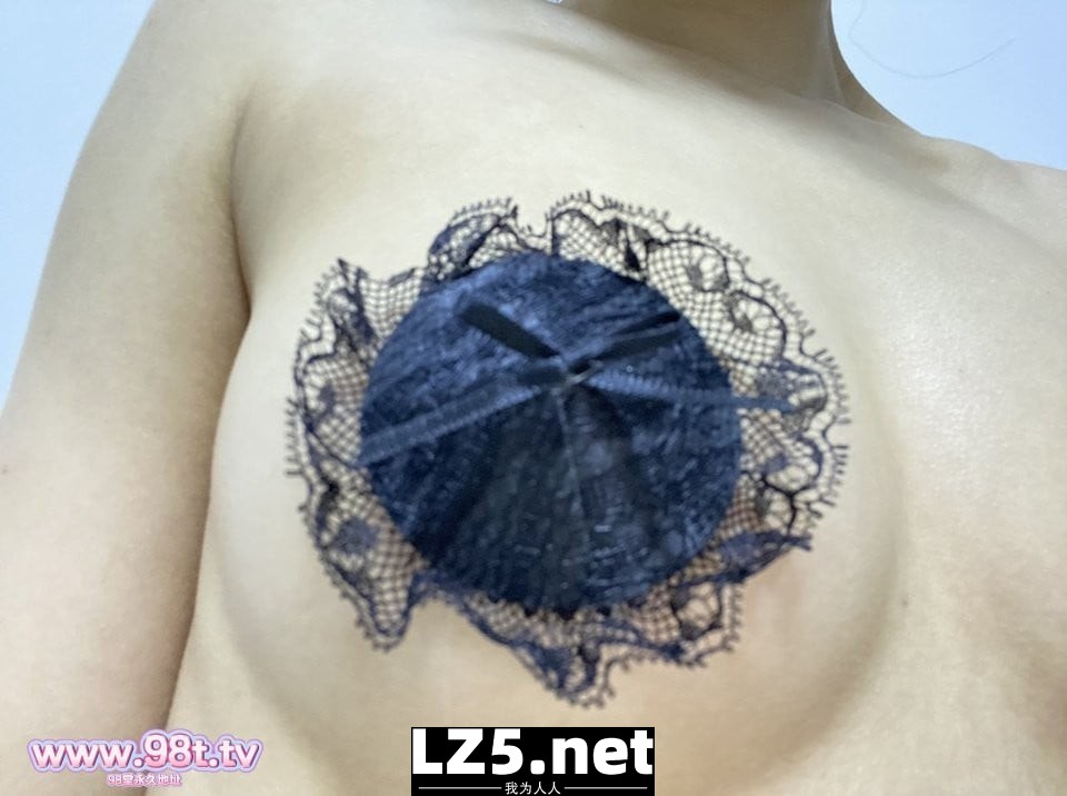 爱穿情趣内衣的学生妹[37P]
