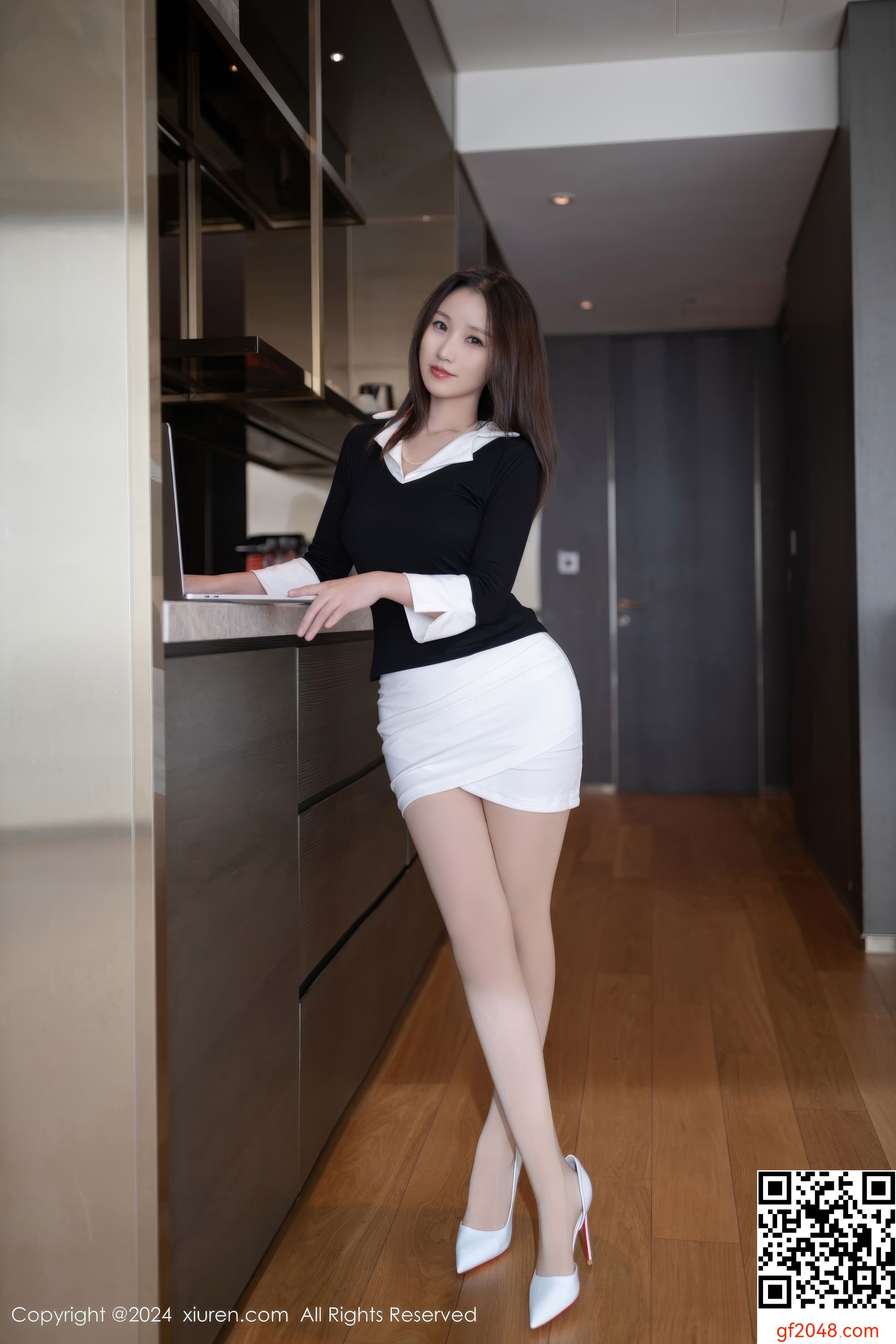 【达人组出品】[秀人网XiuRen] No.9587 杏子Yada[82P]