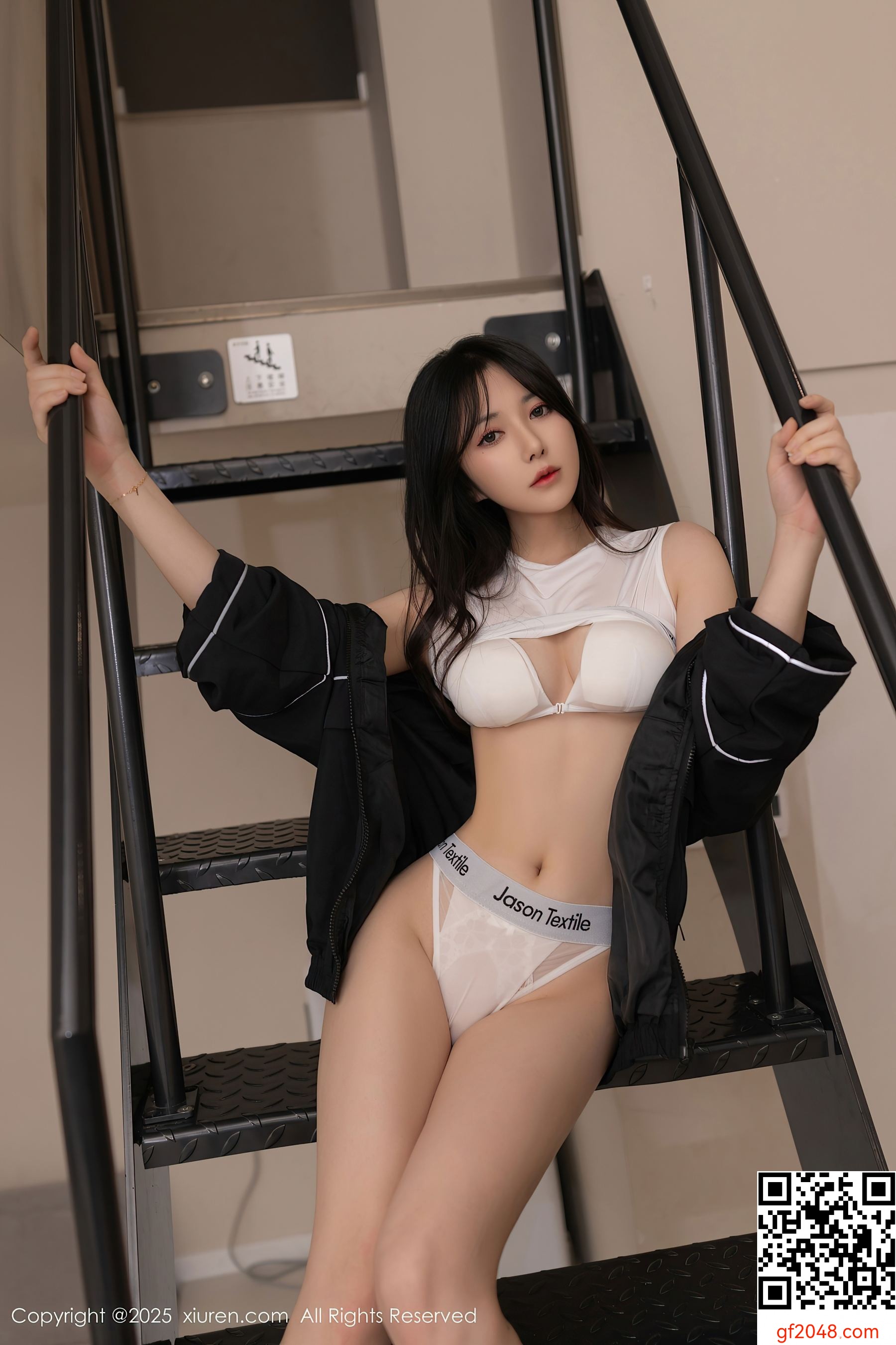 [XiuRen秀人网] No.10112 鱼子酱Fish 白色丝袜