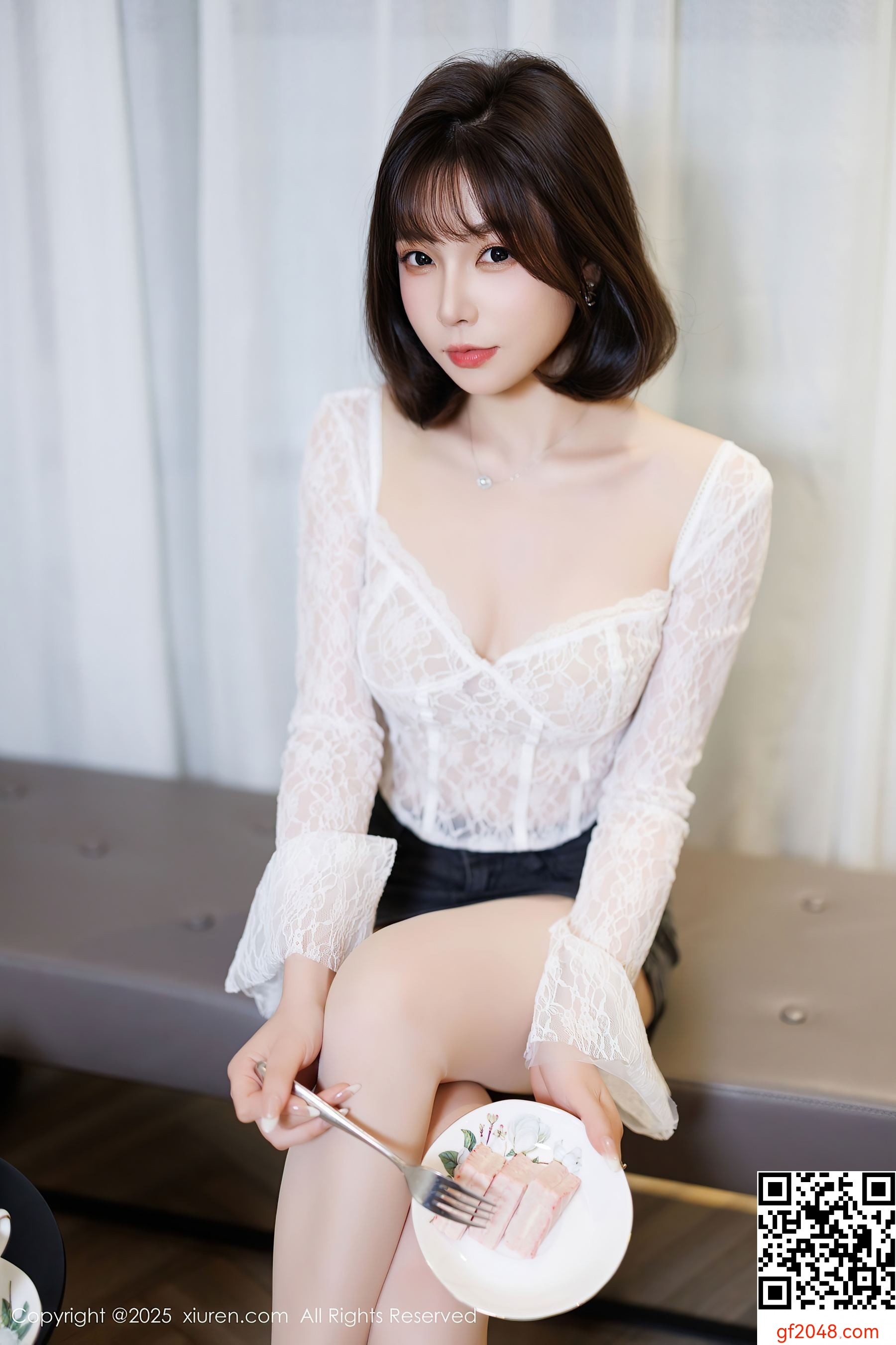 [XiuRen秀人网] No.10113 徐莉芝Booty 诱人白袜
