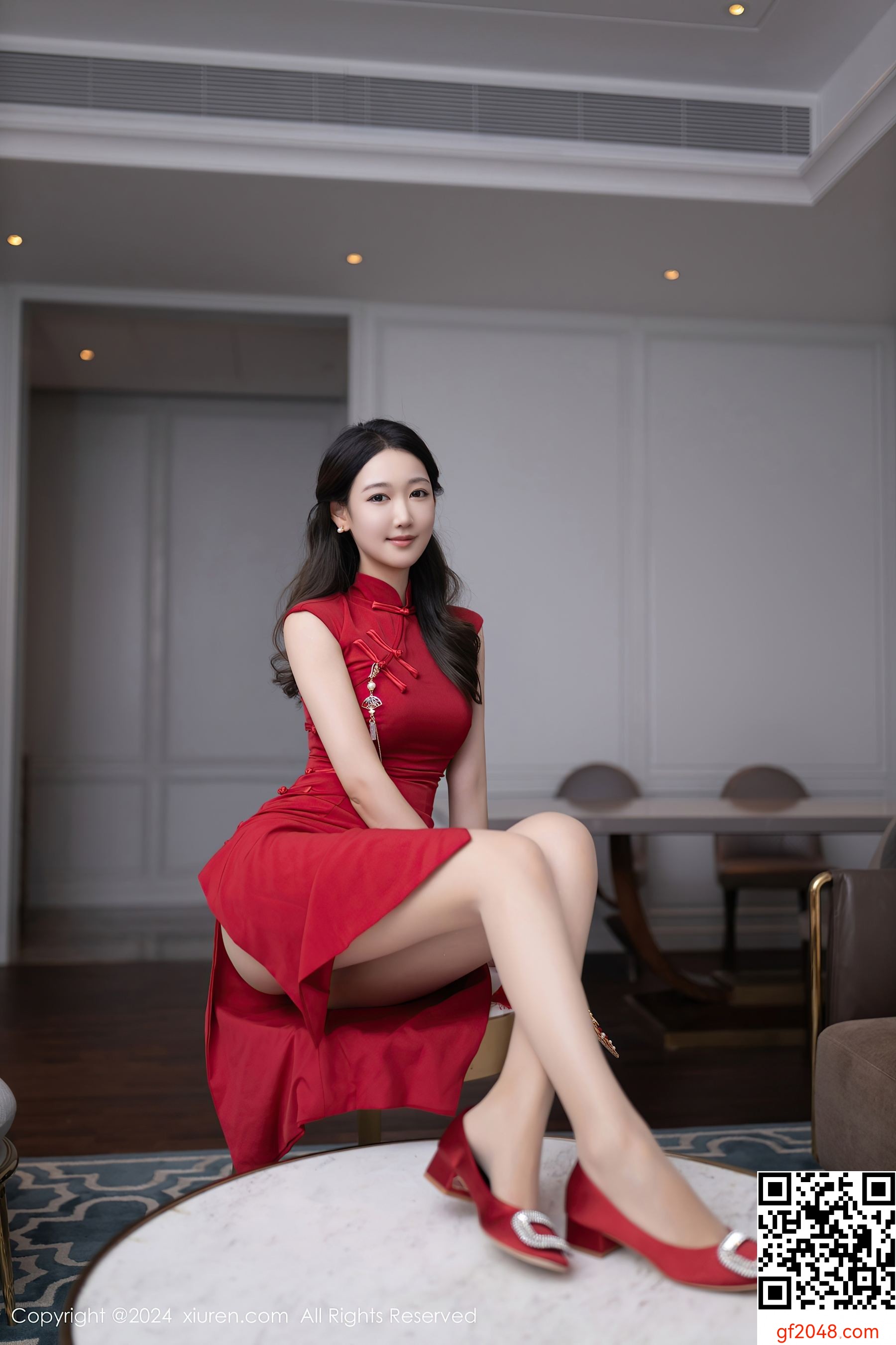 [XiuRen秀人网] No.9463 唐安琪 丝袜美腿