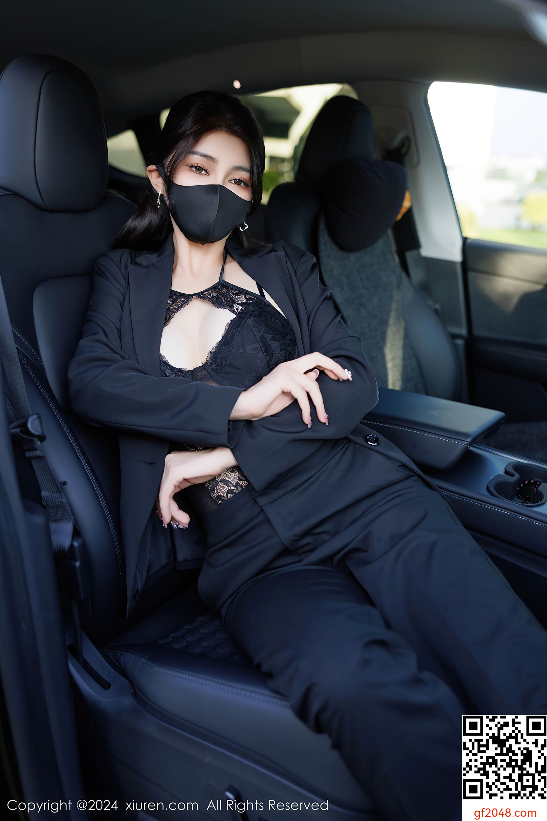 [XiuRen秀人网] No.9405 凯竹Quinn 黑丝美腿