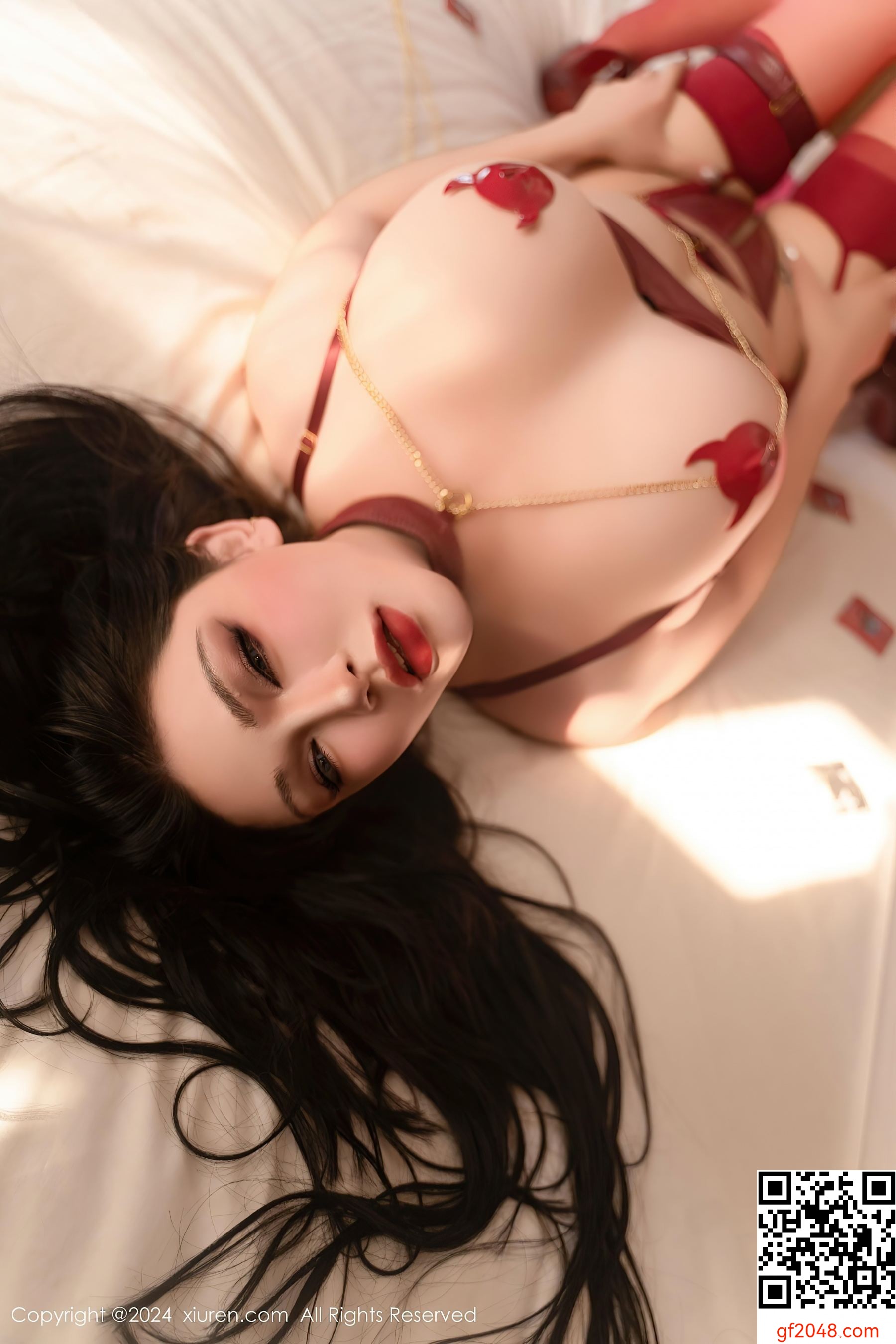 [XiuRen秀人网] No.9352 伊丽莎有点白 美臀性感