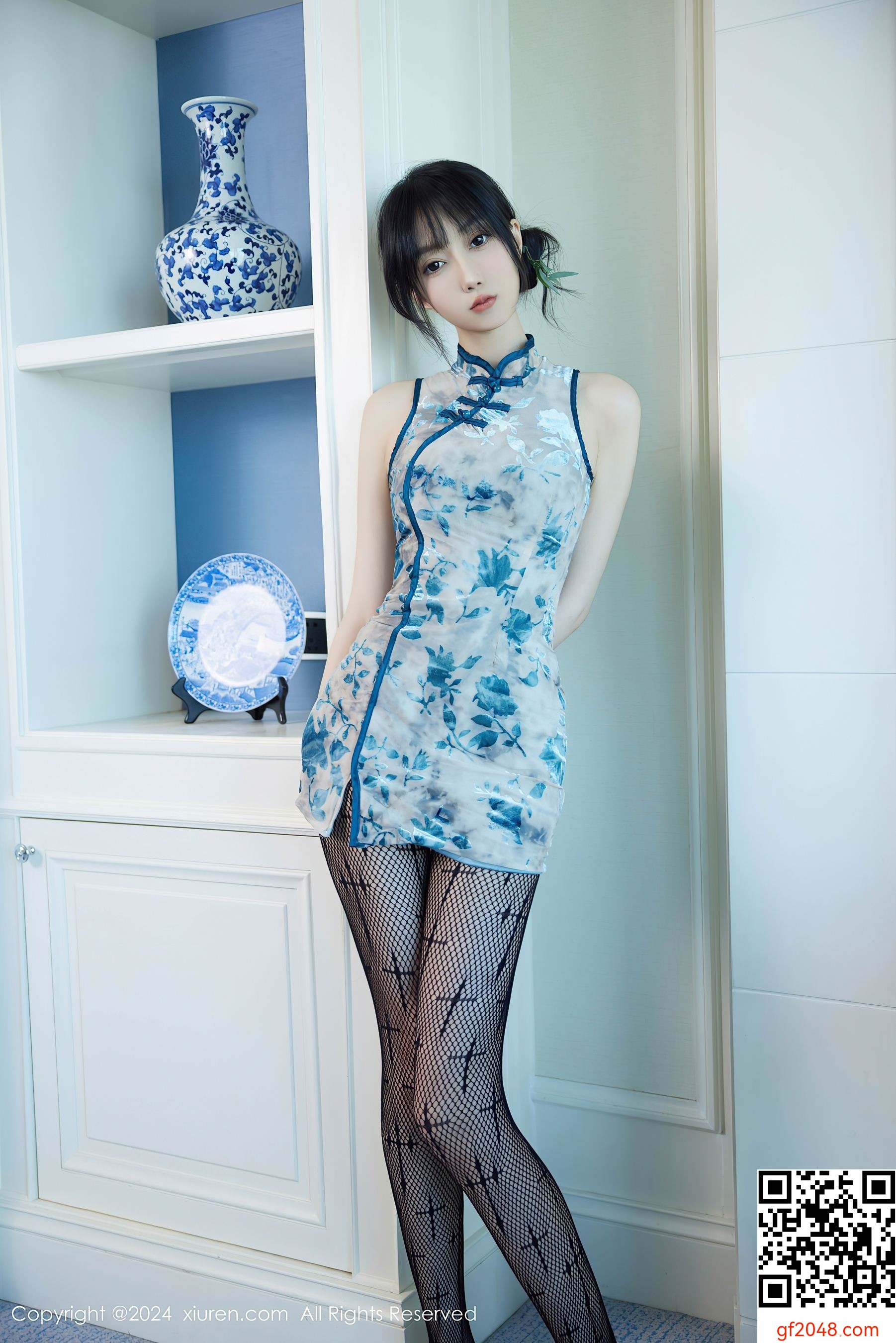 [XiuRen秀人网] No.9236 玥儿玥er 美腿丝袜