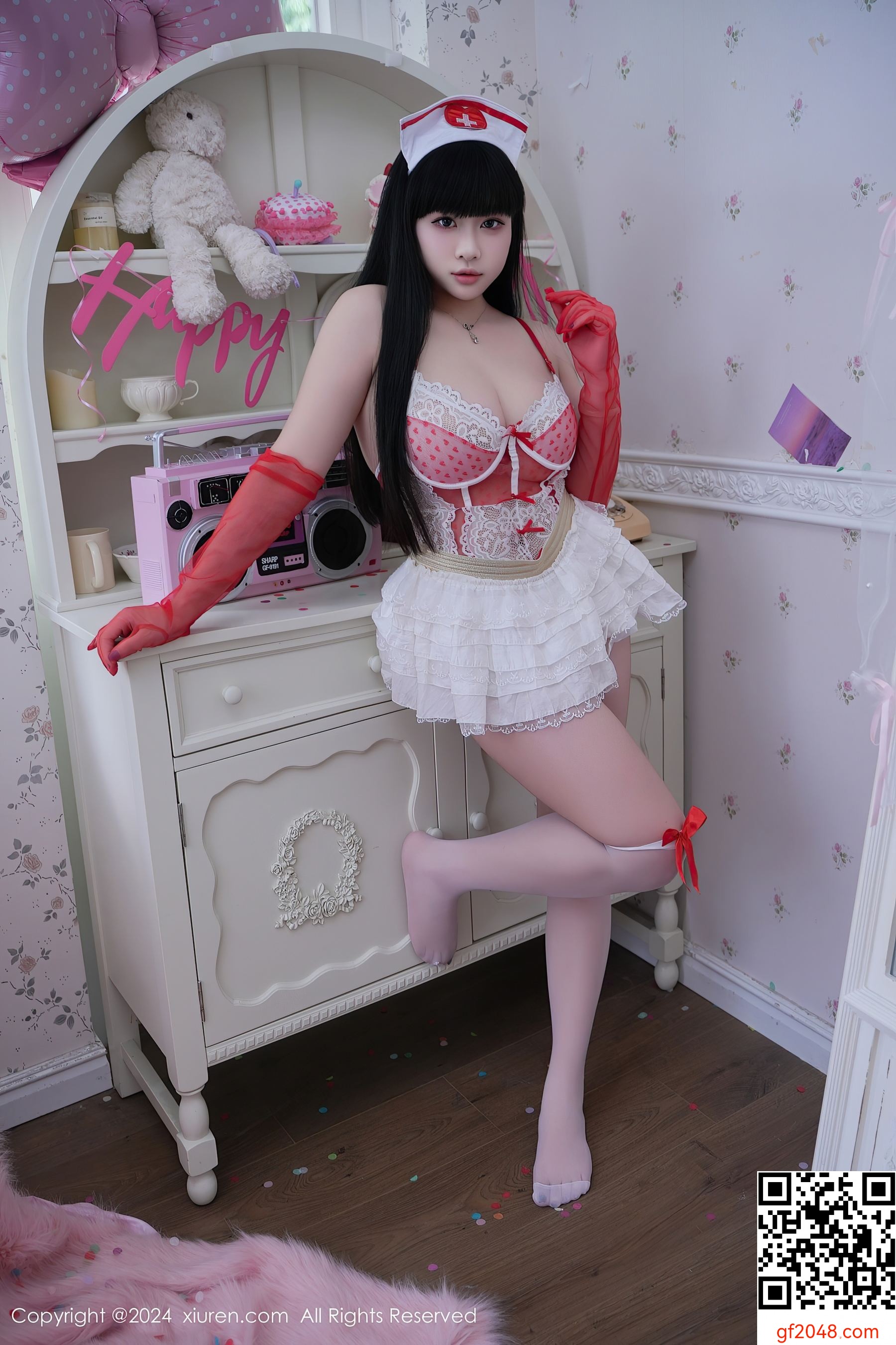 [XiuRen秀人网] No.9177 mini米妮 丝袜美臀