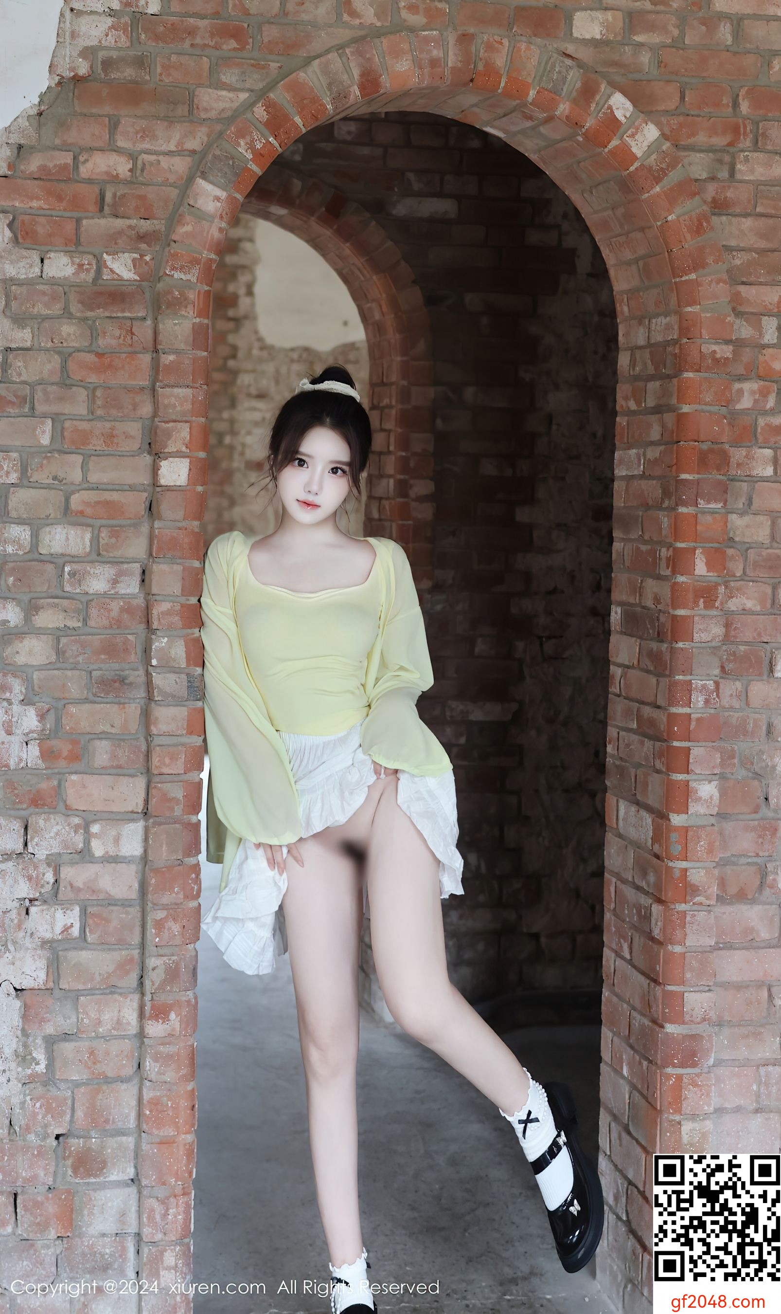 [XiuRen秀人网] No.9024 小薯条nienie 美乳性感