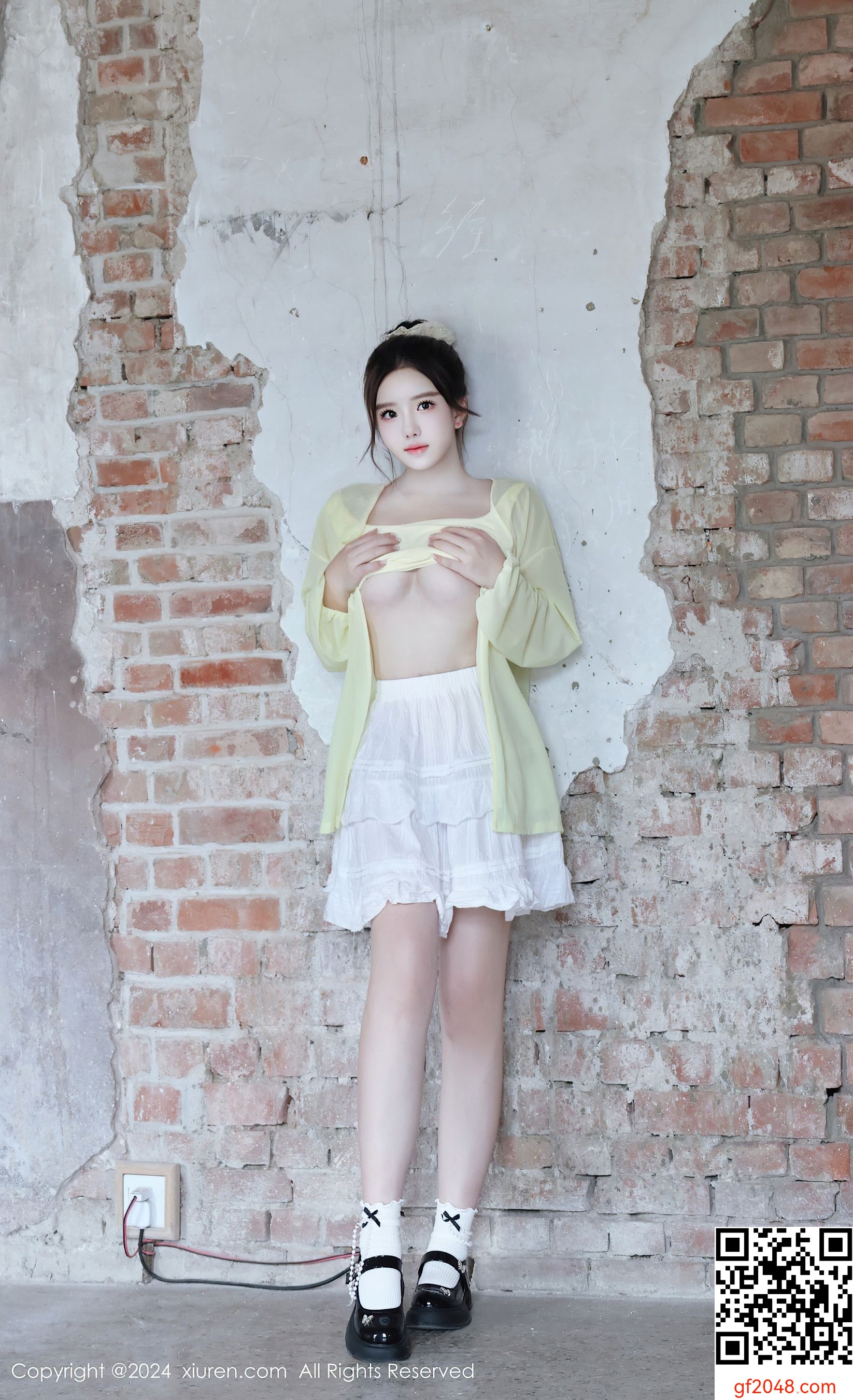 [XiuRen秀人网] No.9024 小薯条nienie 美乳性感