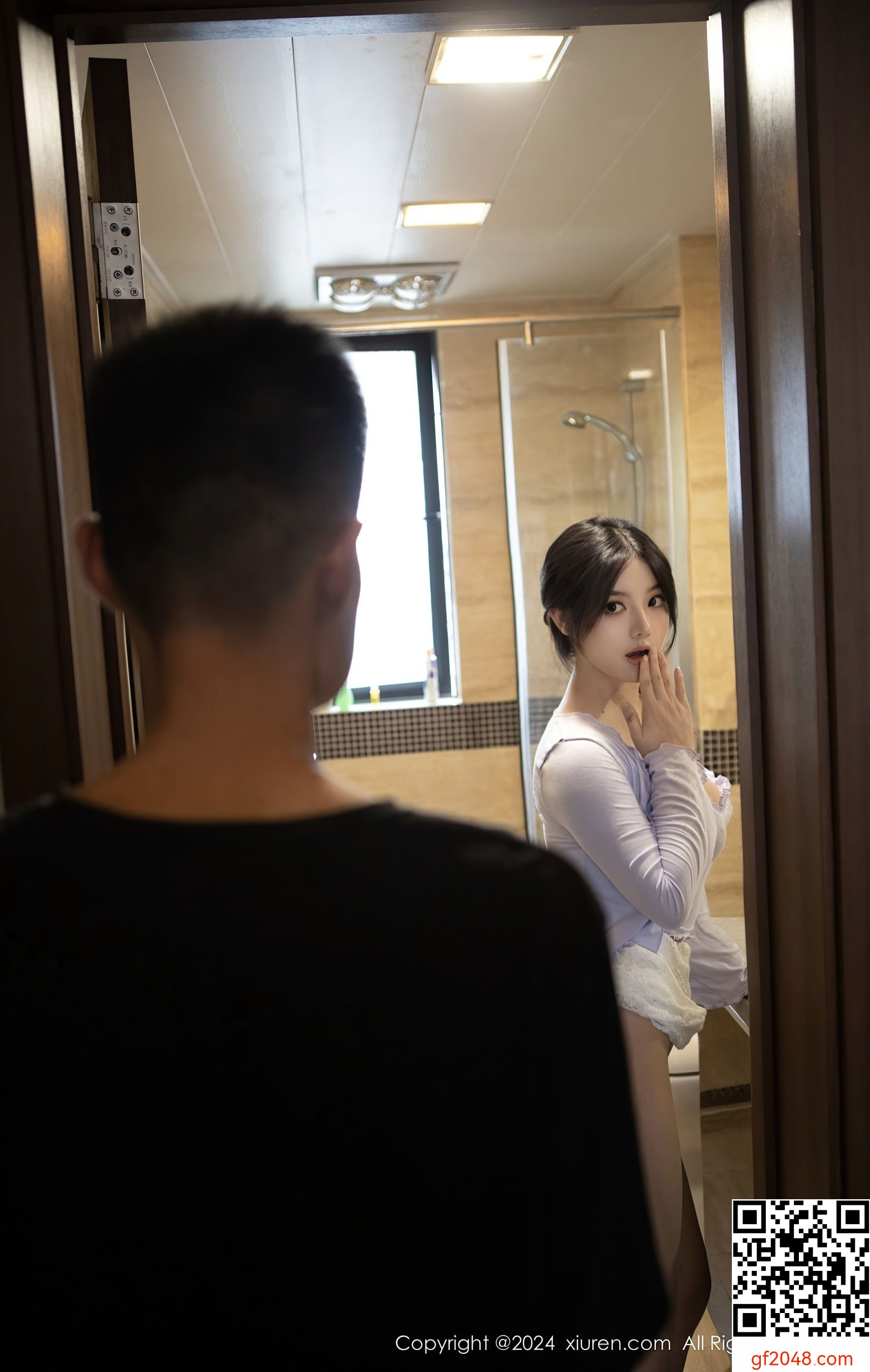 [XiuRen秀人网] No.8677 豆瓣酱 丝袜美腿