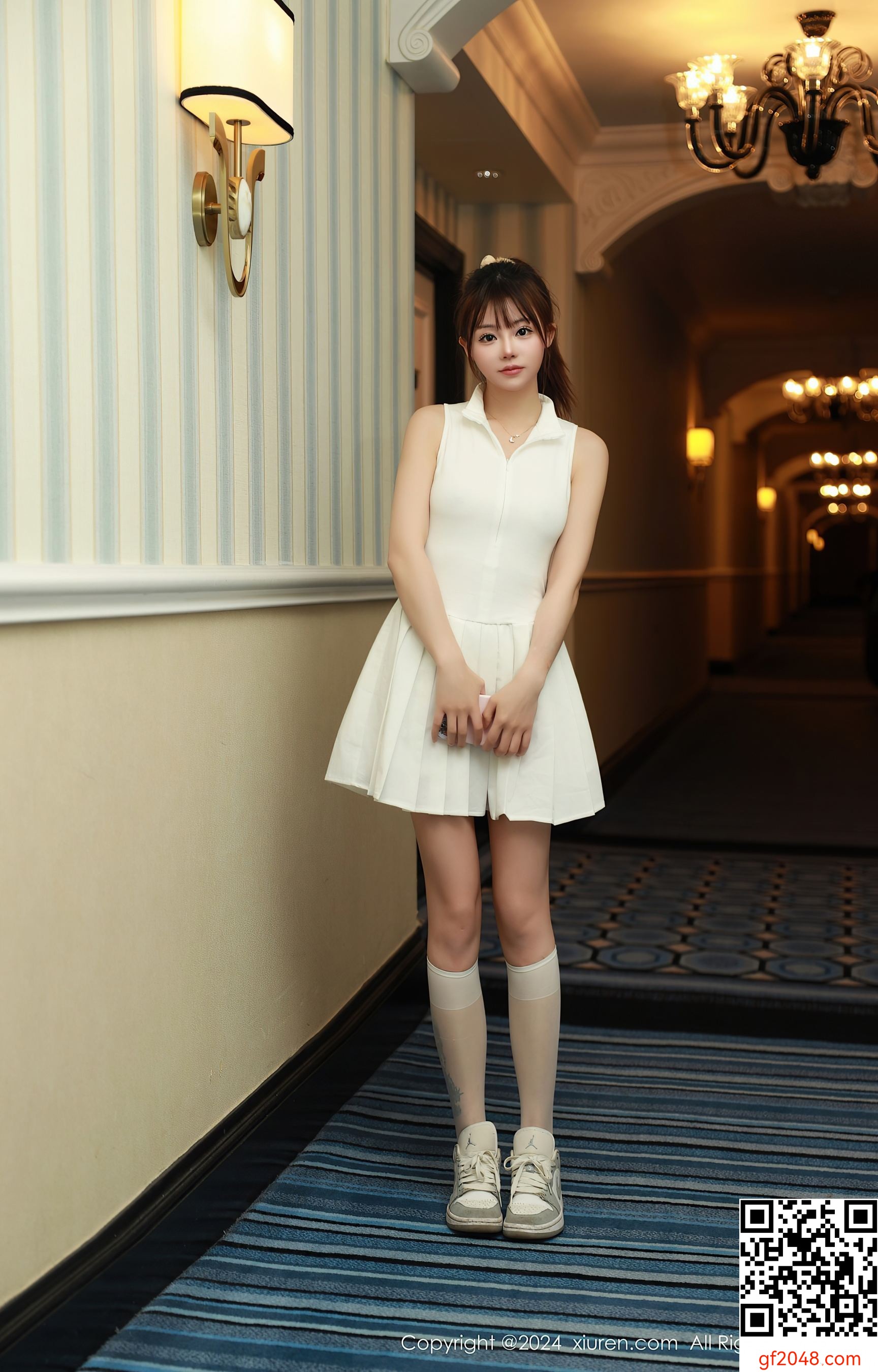 [XiuRen秀人网] No.8685 佘贝拉Bella 美腿性感