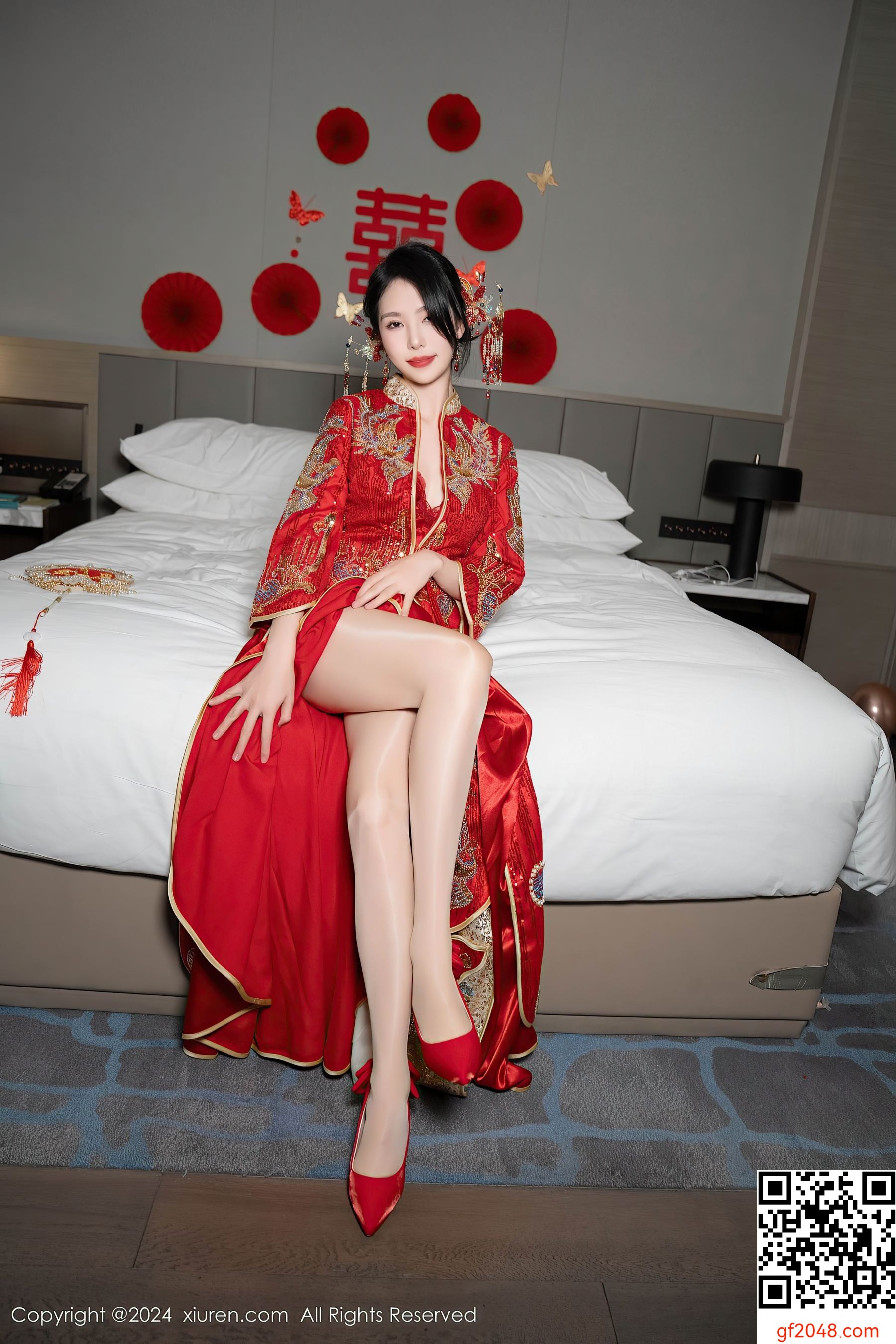 [XiuRen秀人网] No.8376 利世 美腿丝袜