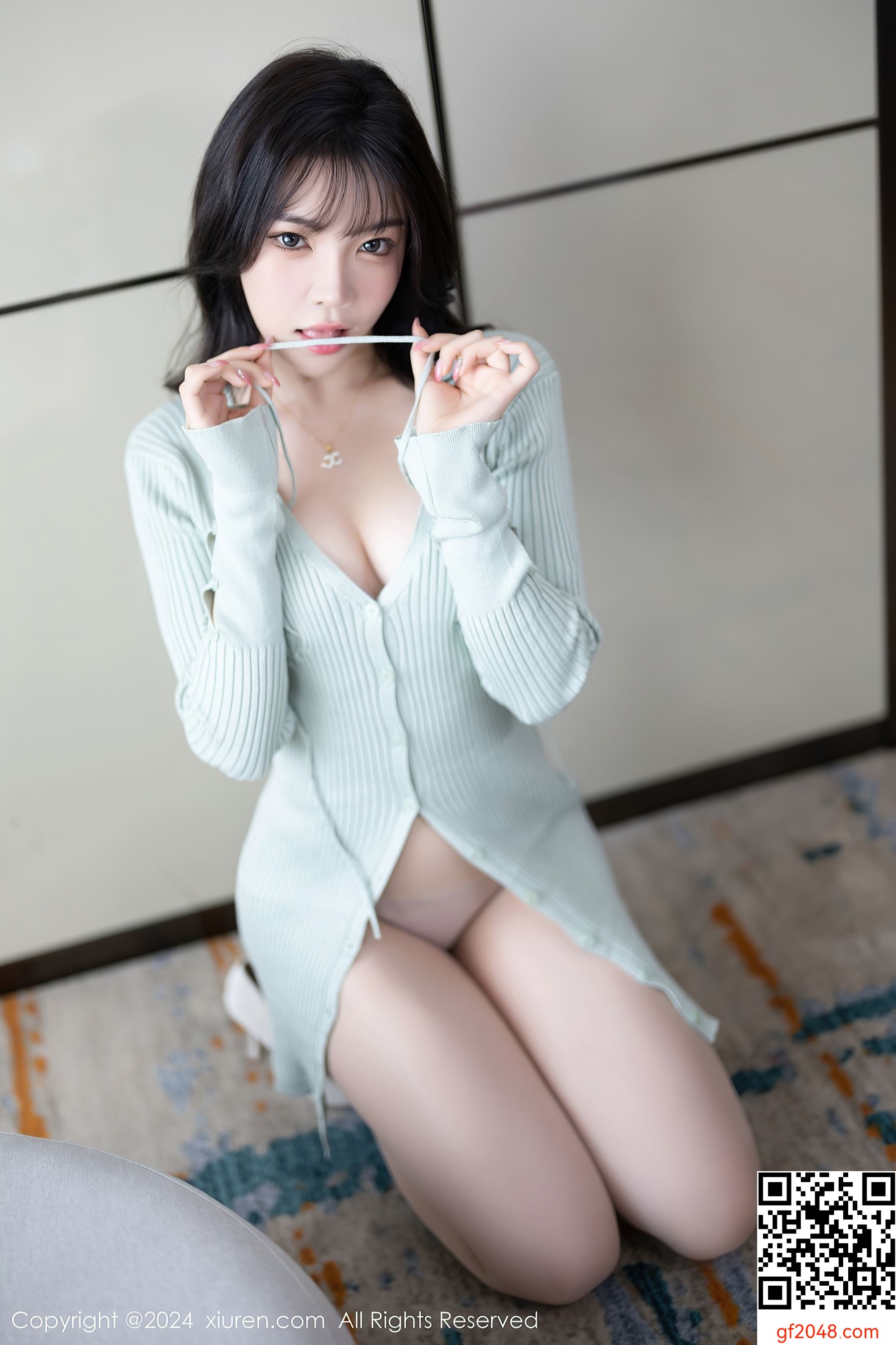 [XiuRen秀人网] No.8028 徐莉芝Booty 丝袜美腿