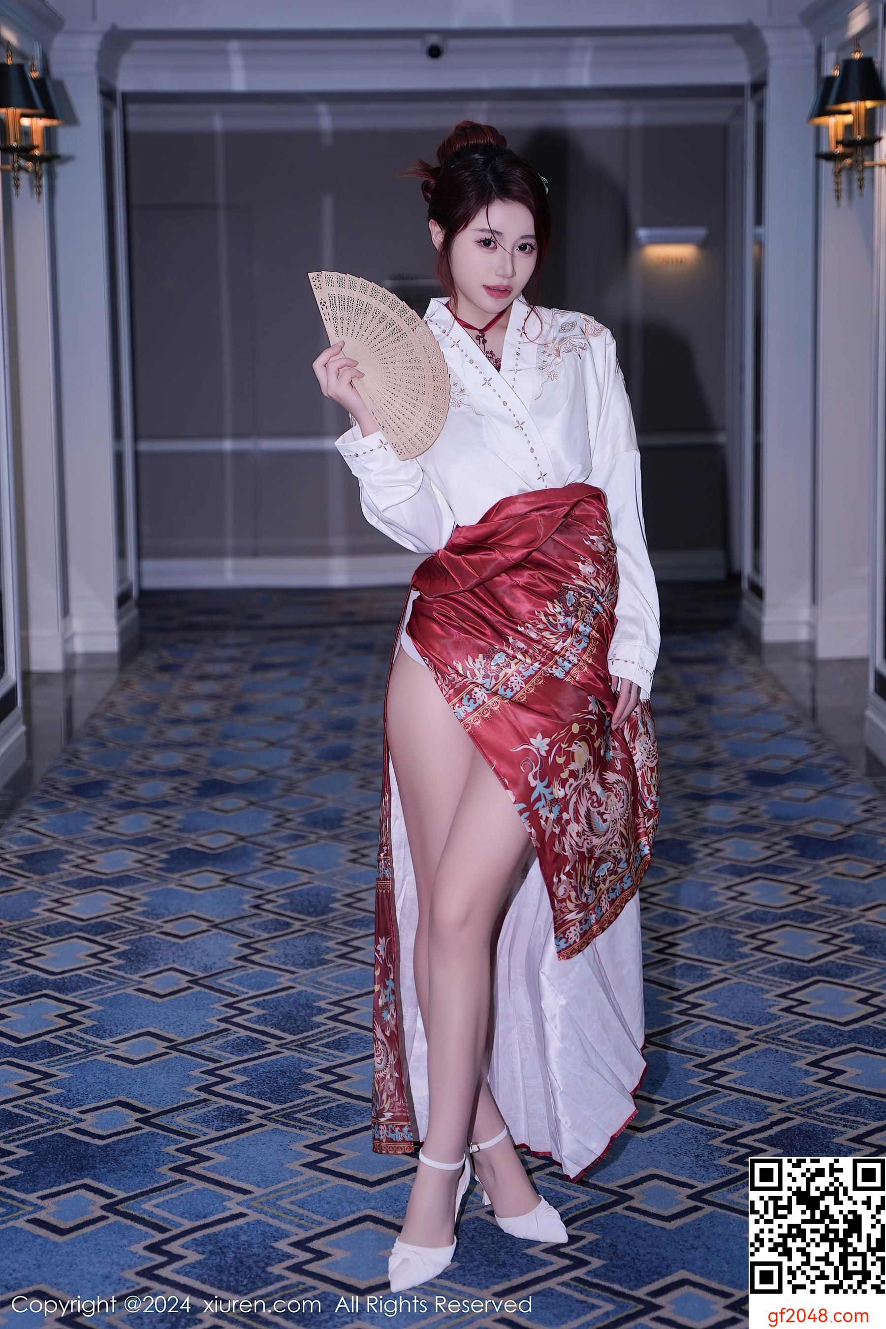 [XiuRen秀人网] No.7985 美七Mia 古装美腿