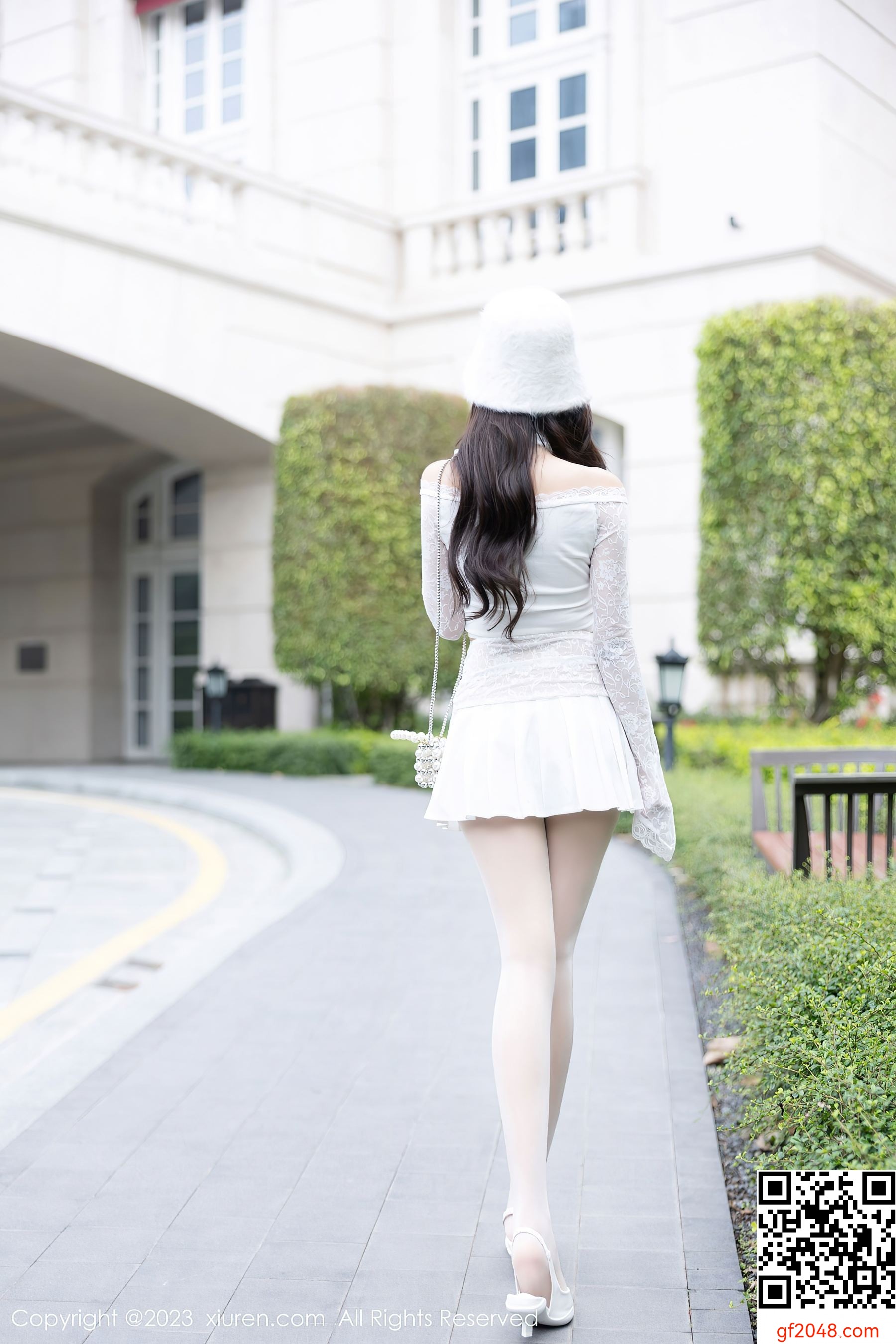 [XiuRen秀人网] No.7863 王馨瑶yanni 女神美腿