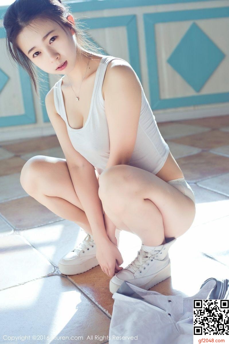 性感嫩模草莓zz青春巨乳日系死庫水少女造型 (72P)
