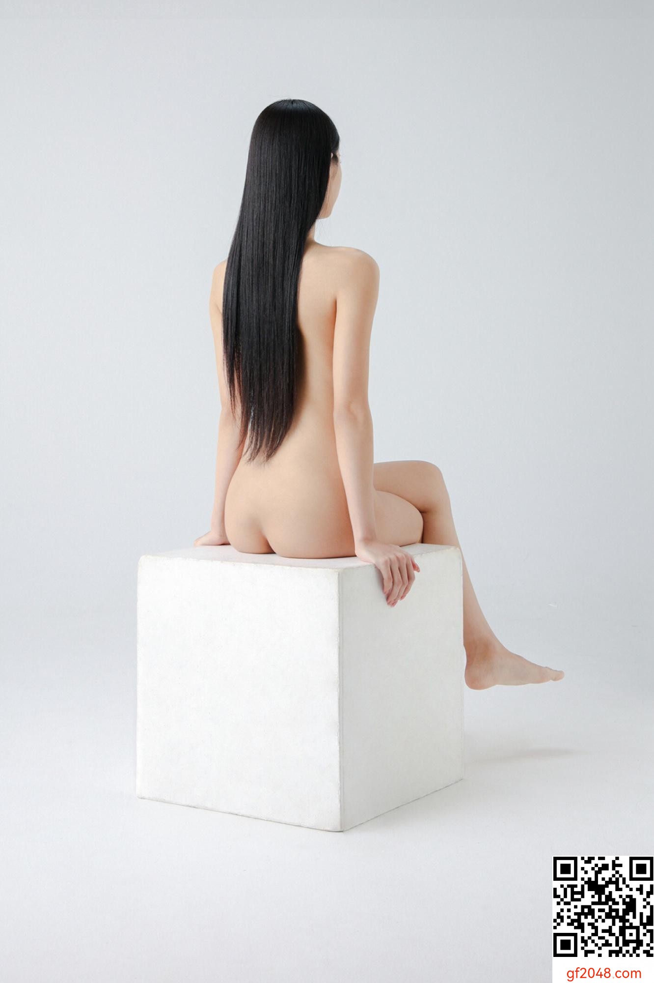 八掛海(八掛うみ)[Photobook] 絶対的スーパーナチュラルポーズブック