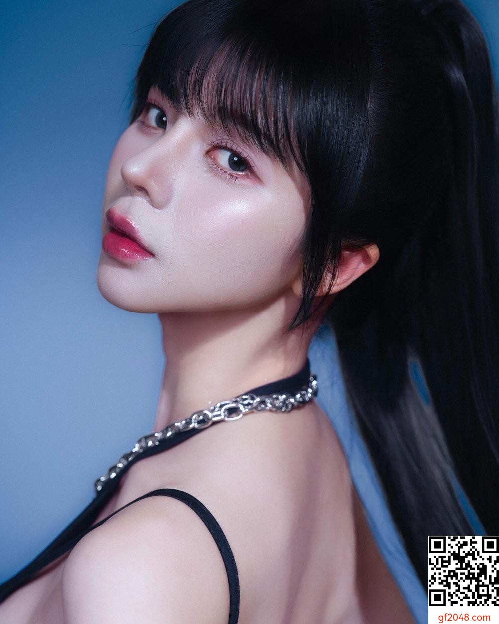 「襄澄」渾圓飽滿曲線配性感腰身 極致火辣 (10P