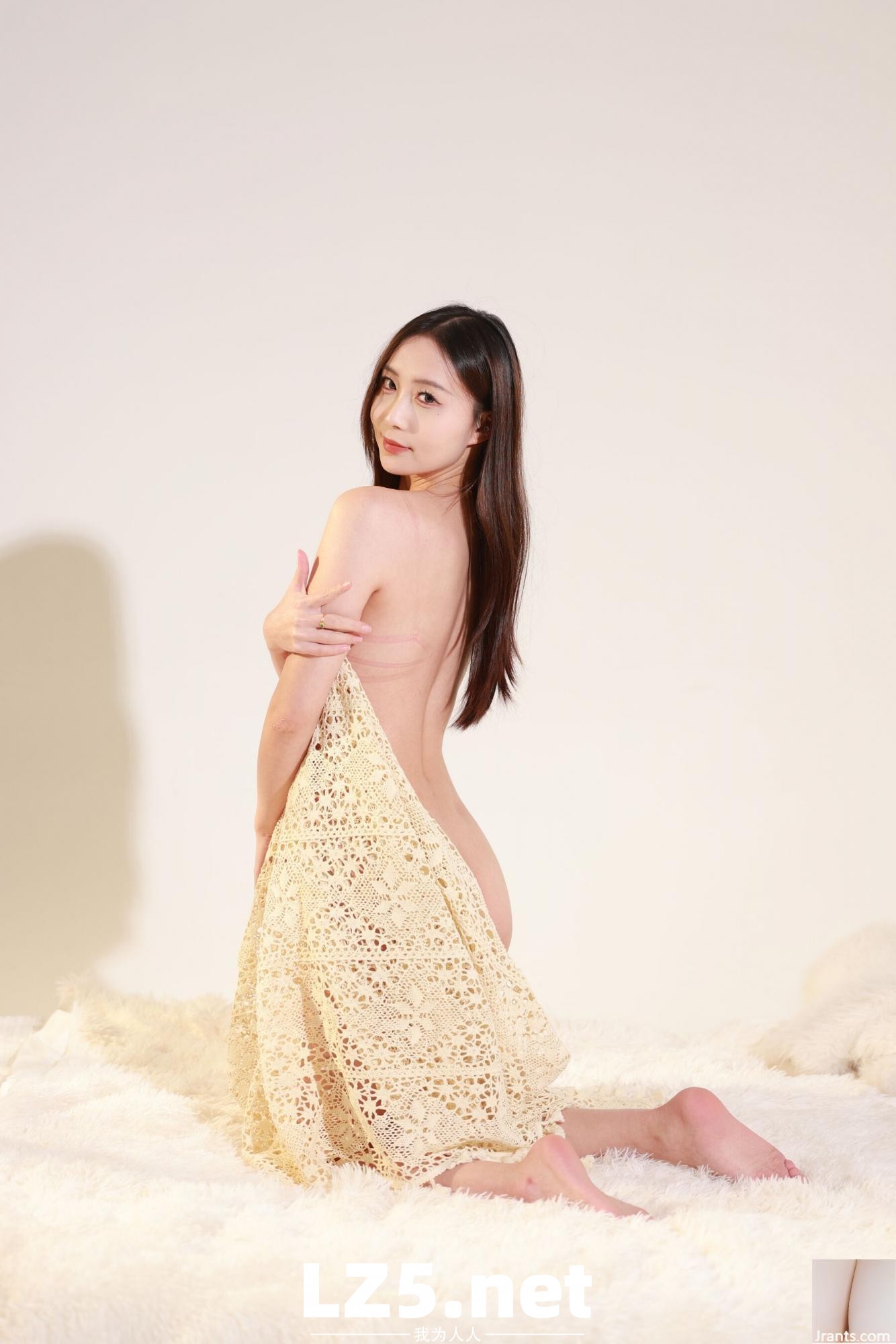 國模 Lili 人體私拍套圖 (53P)