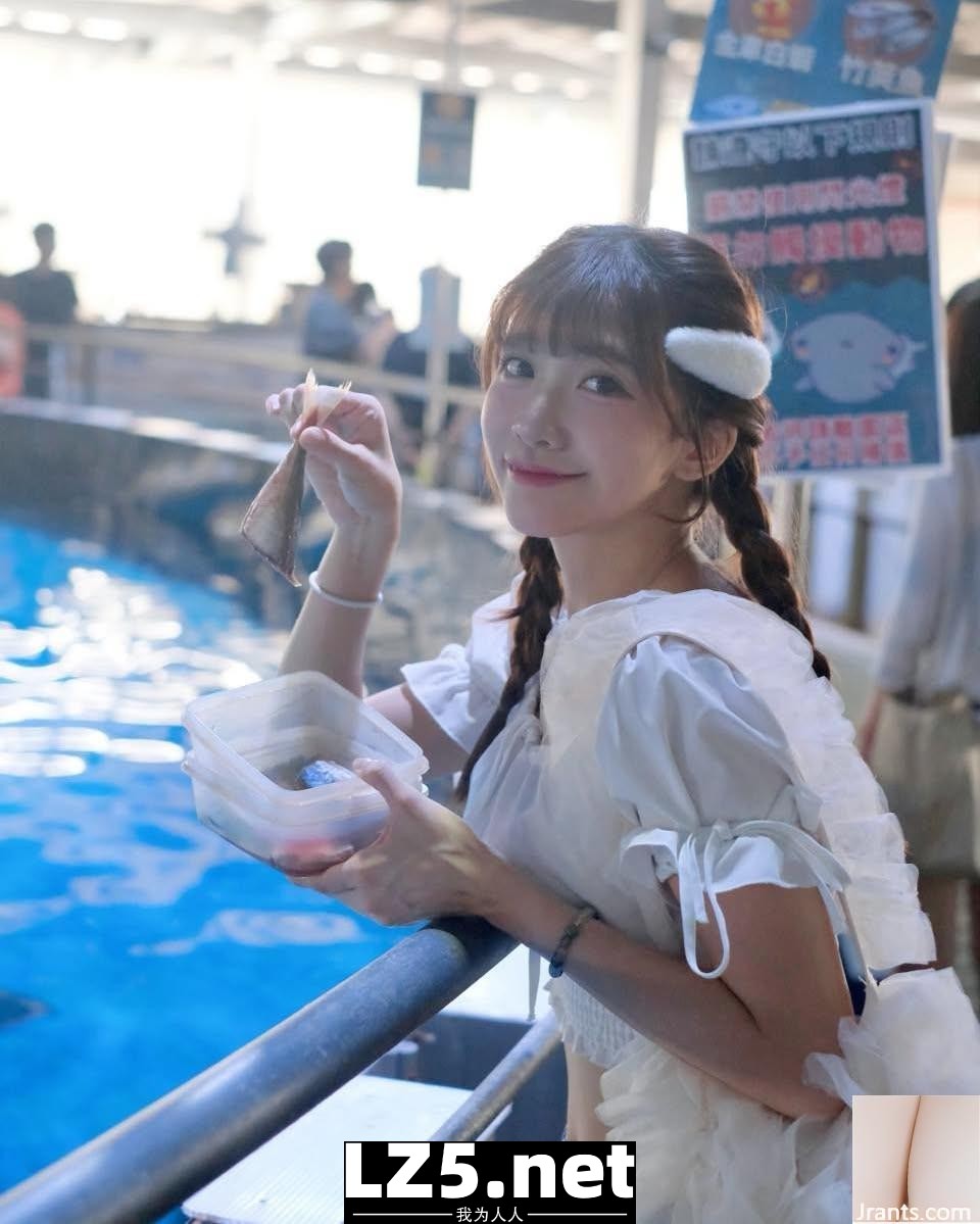 啦啦隊正妹「冼迪琦」甜美笑容後勁太徴T惑?(10P)