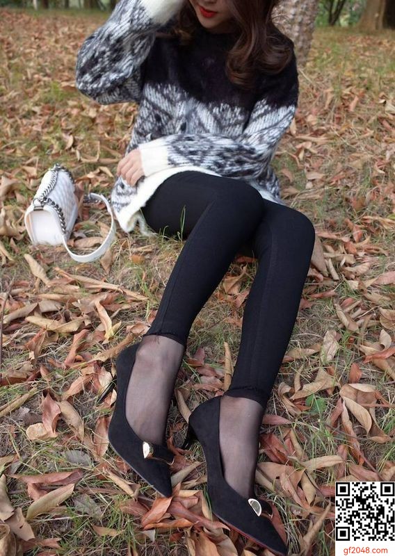 香香貴婦野外性愛露出留念